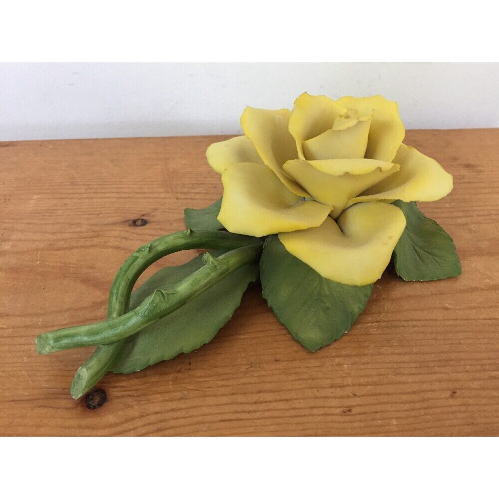 Vintage Italian Napoleon Capodimonte Porcelain Blooming Yellow Rose w Thorns